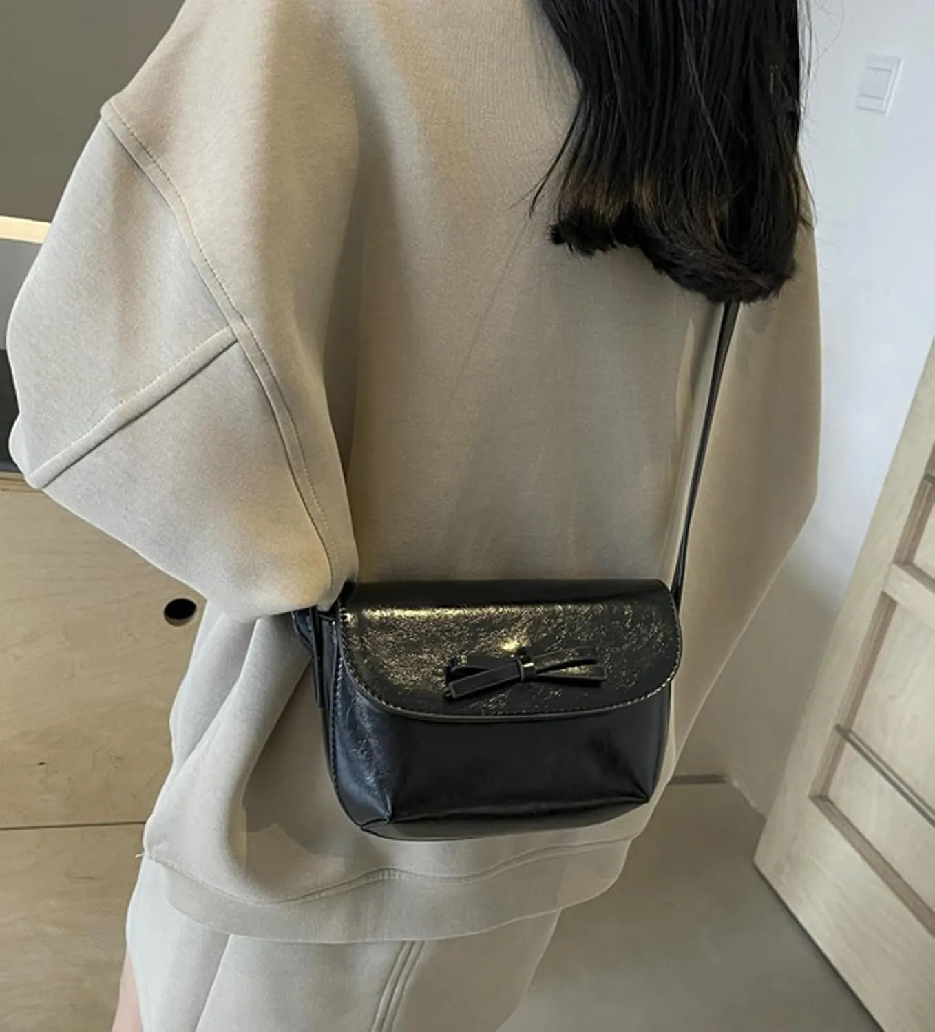 2025 Summer Minimalist Saddle Bag Women Shoulder Crossbody Bag Bow Knot Compact Small Purse