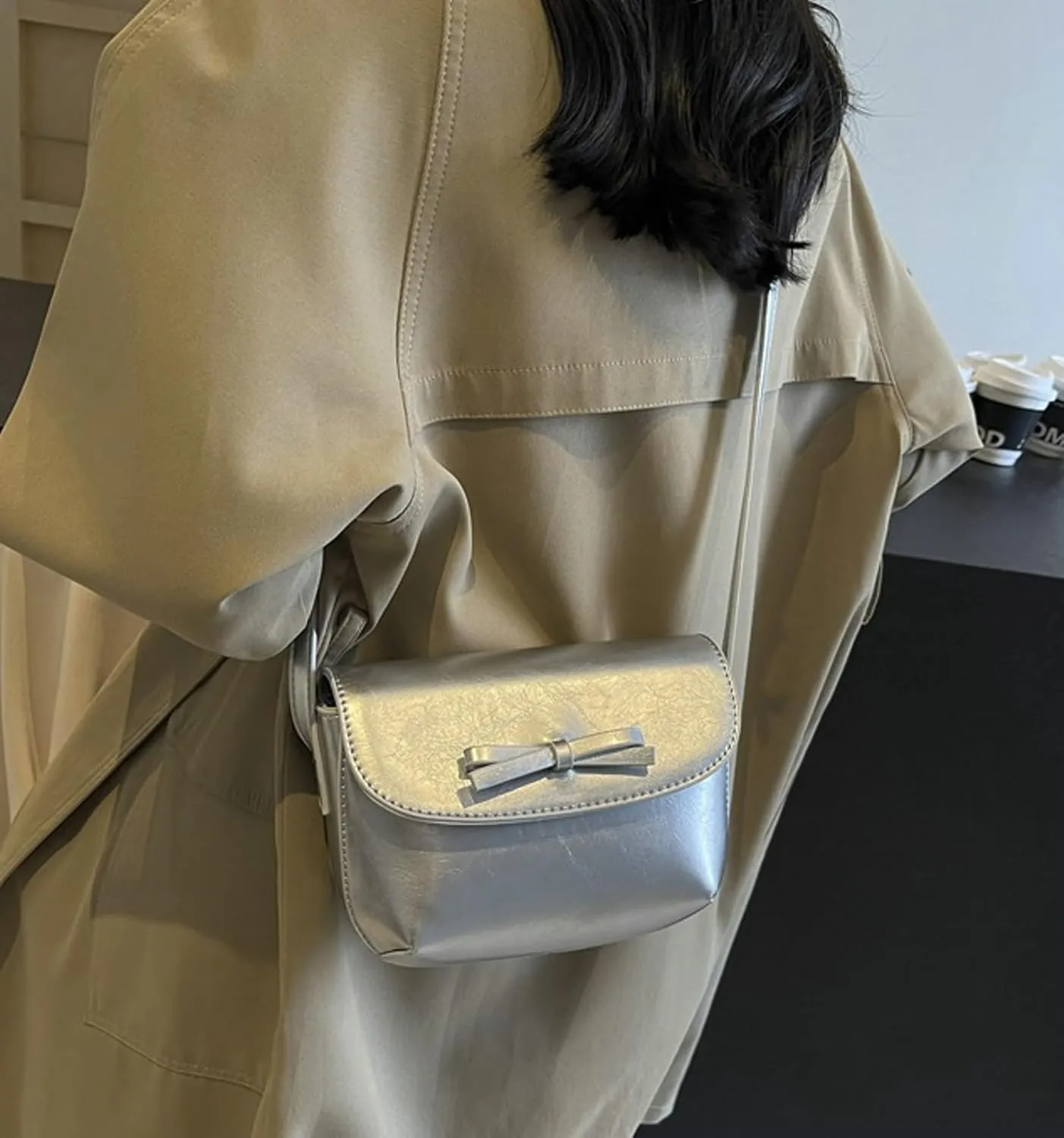 2025 Summer Minimalist Saddle Bag Women Shoulder Crossbody Bag Bow Knot Compact Small Purse