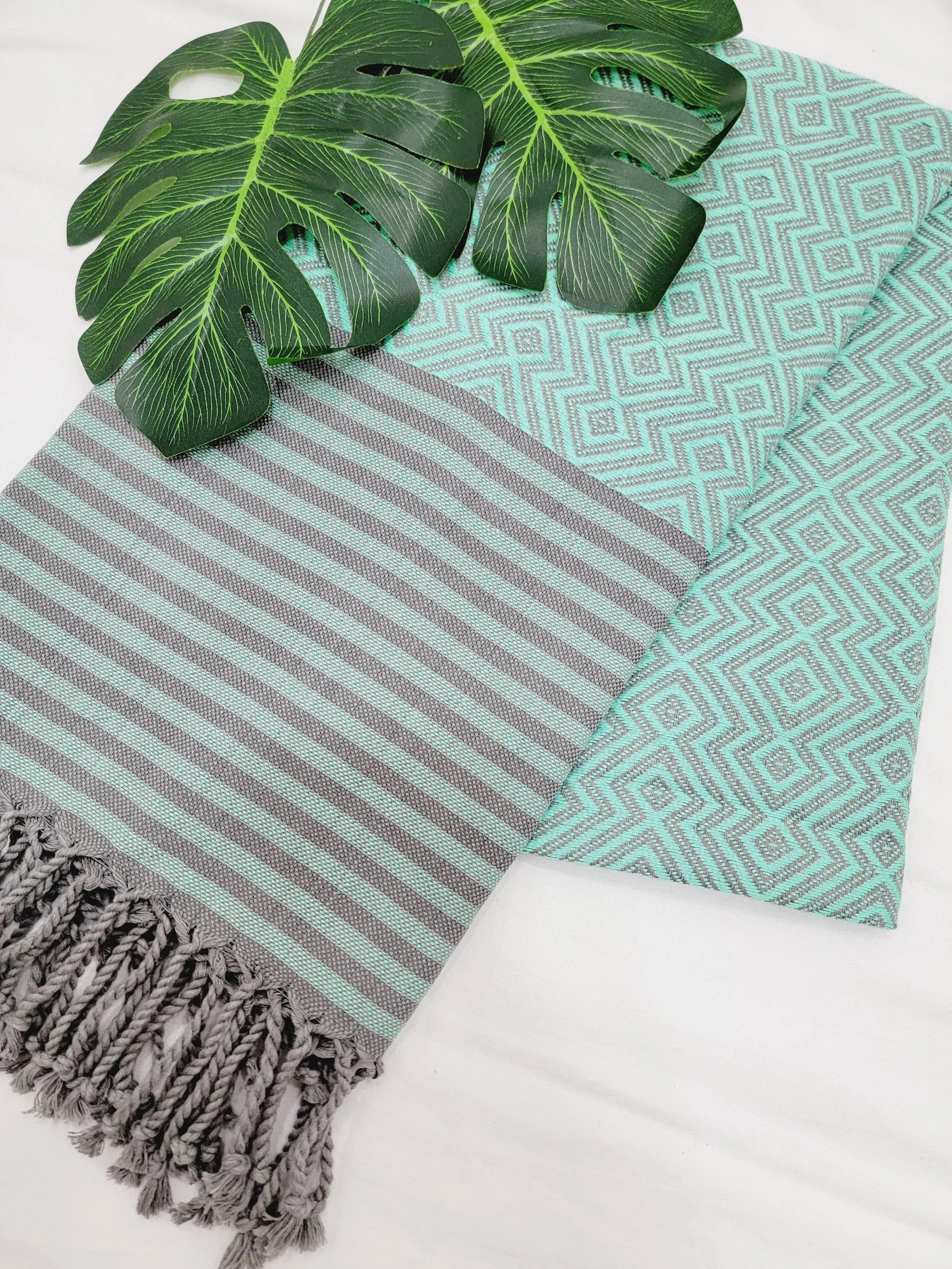 Beach/Bath Sand Free Towels-Easy Carry Quick Dry Thin Towel - Green by EBRU Home