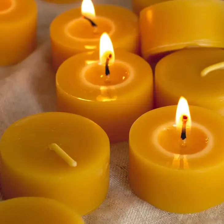 Beeswax Tealights by Goldrick