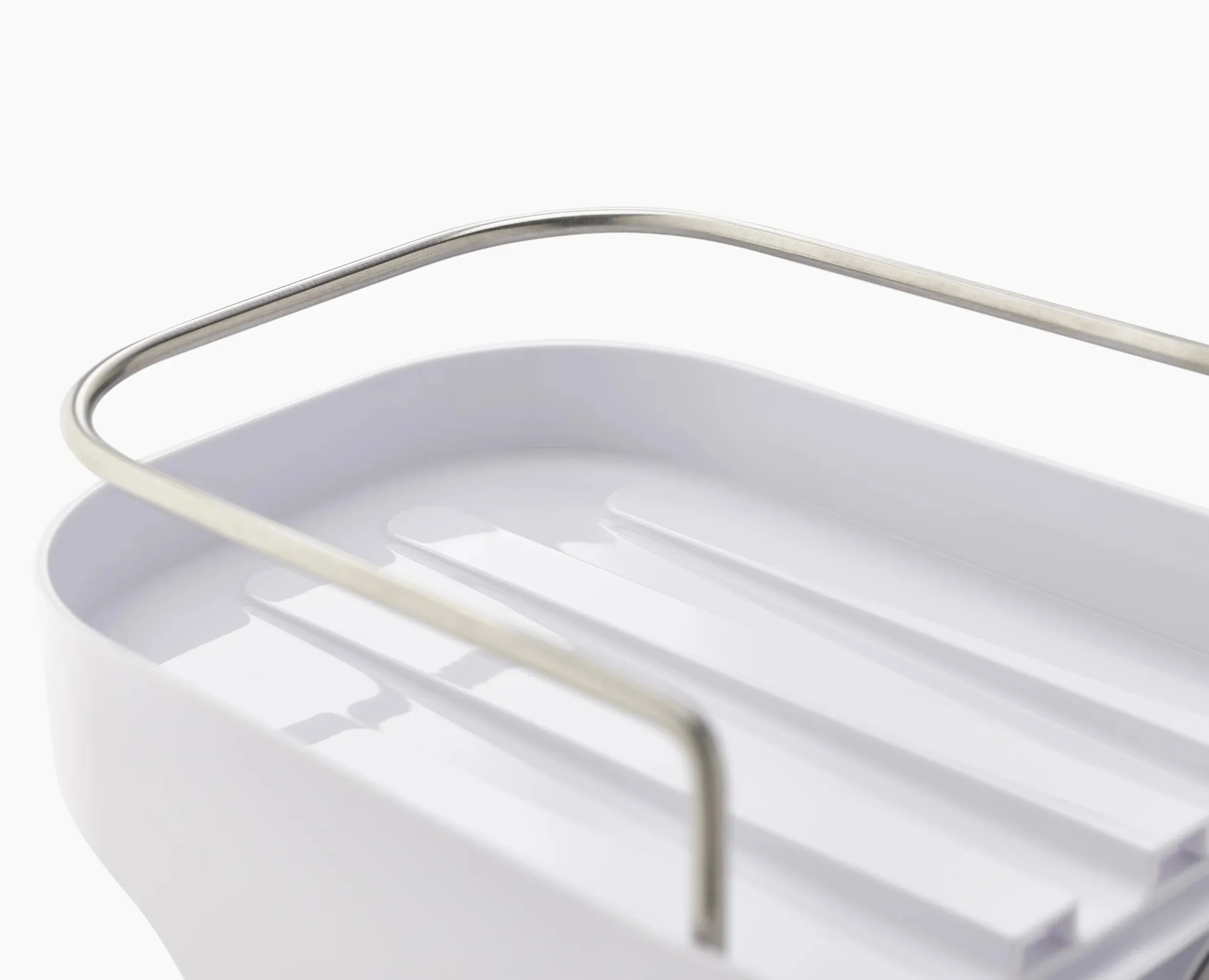 Capsule™ 2-tier White Shower Shelf