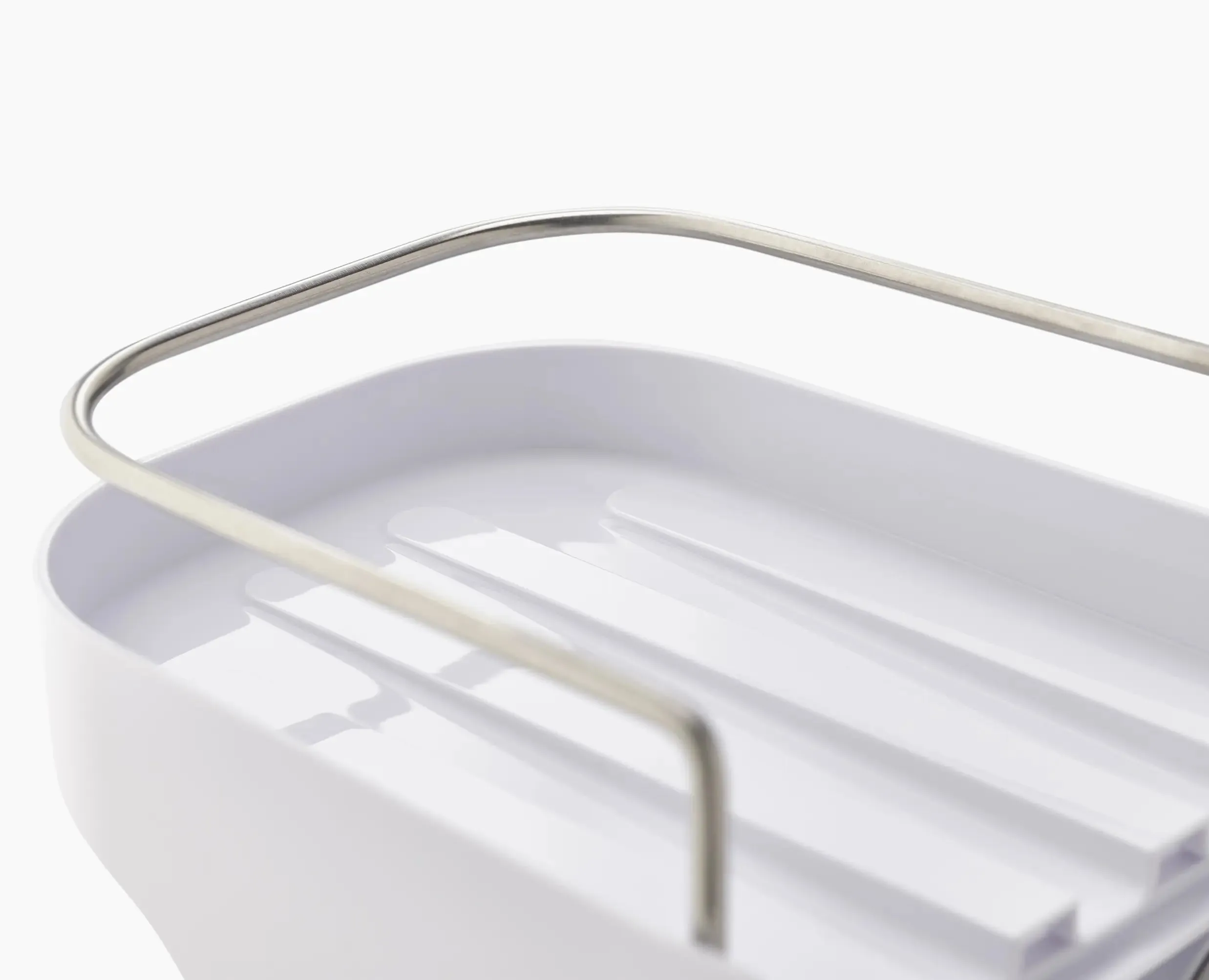 Capsule™ 4-tier White Shower Shelf