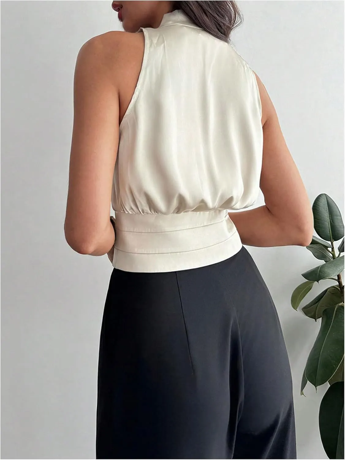 Floerns Women's Sleeveless V Neck Vest Shirts Ruched Elegant Blouse Crop Tops