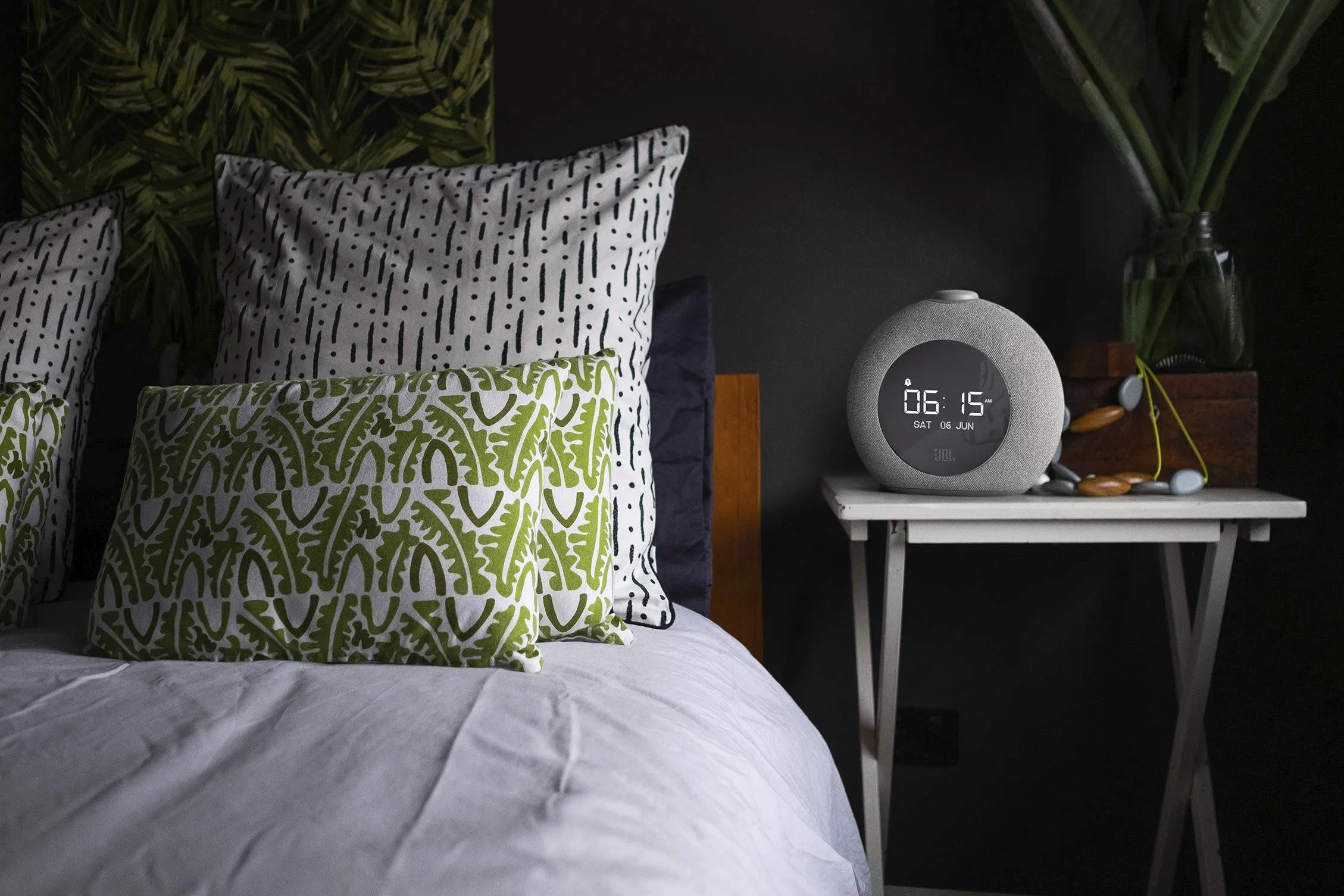 JBL Horizon 2 Dab Bluetooth Clock Radio With FM Speaker