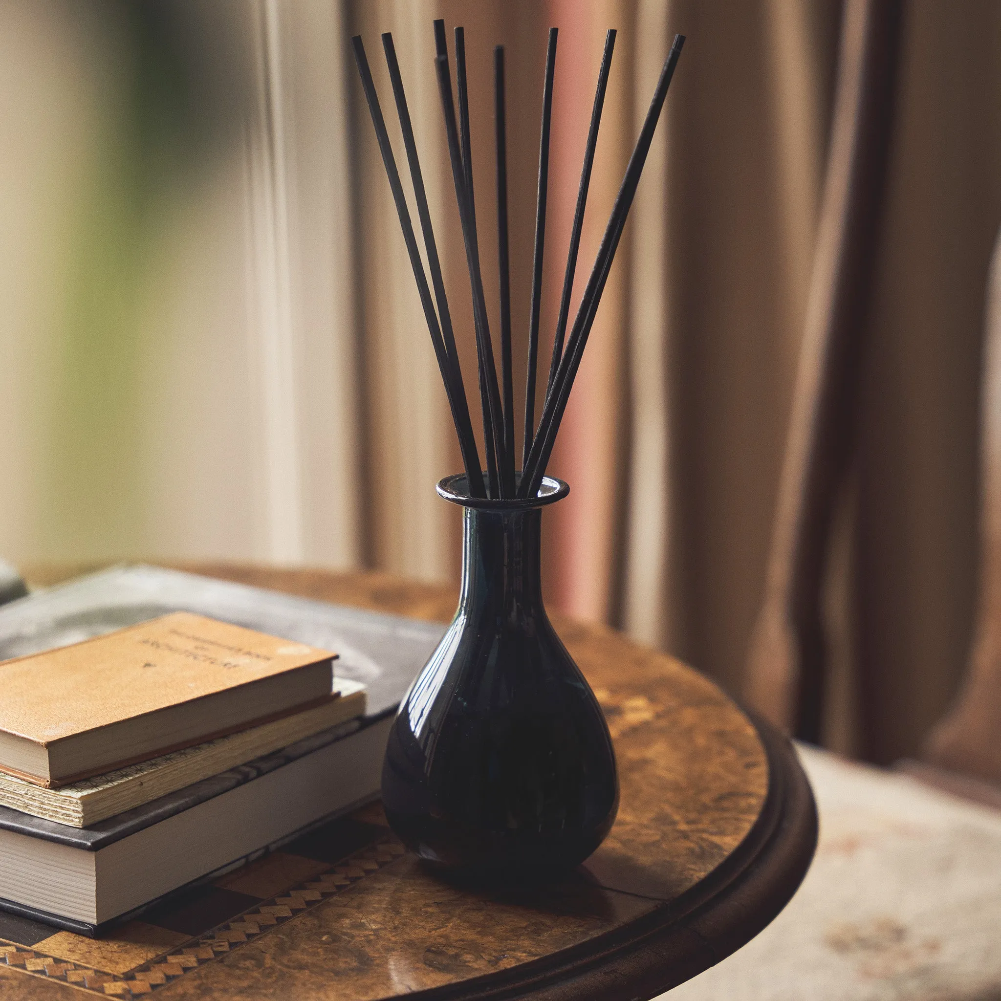 Lawn 200ml Room Diffuser Set