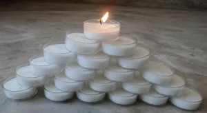 Pure Source India Tea Light Candles smokeless 3.5 hrs Burning, Coming in Poly Carbonate Transparent Holder, Smock Less and 100 Piece Pack