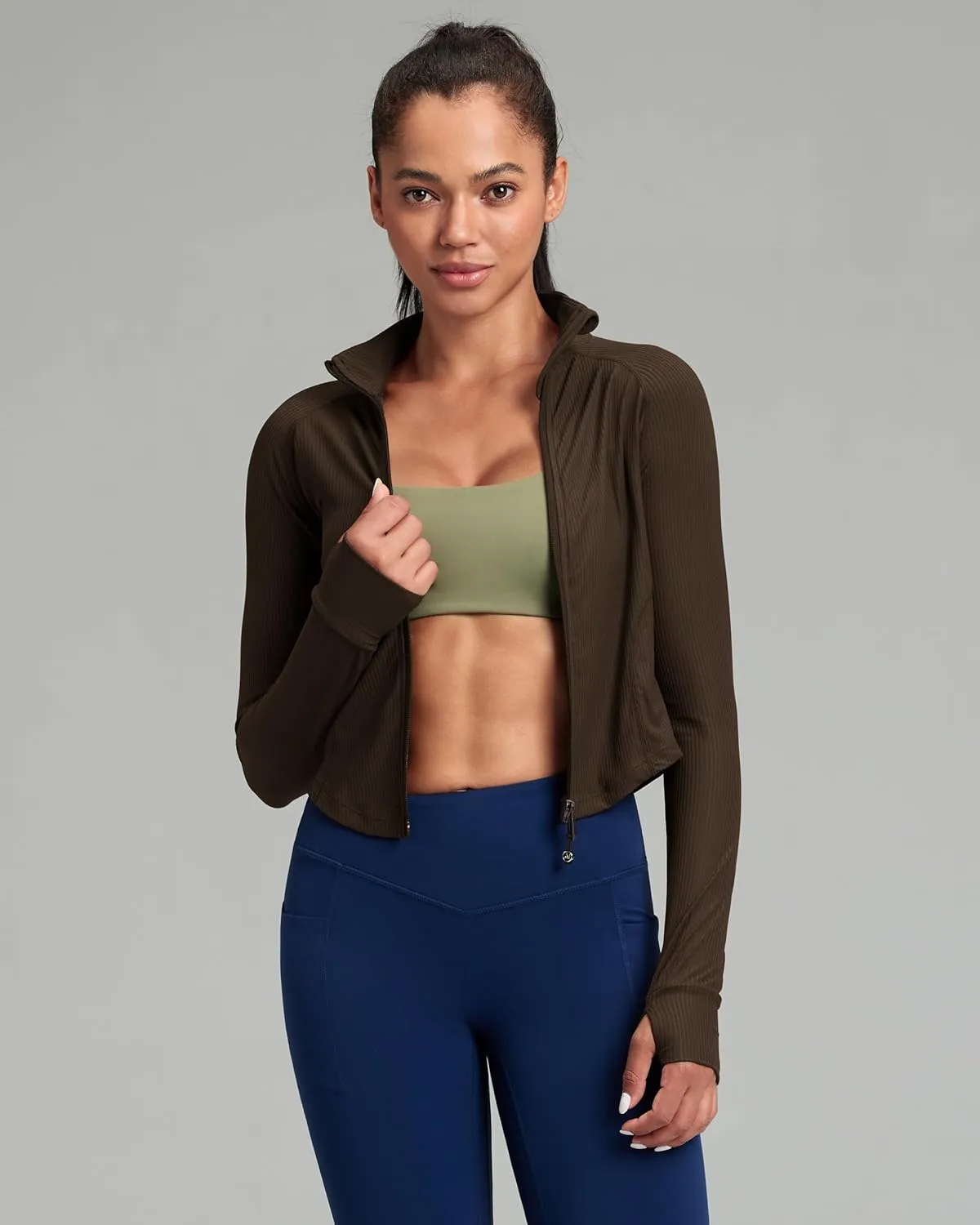 QUEENIEKE Women's Cropped Workout Jackets - Zip Up Long Sleeves Athletic Yoga Slim Fit BBL Running Jacket with Thumb Holes