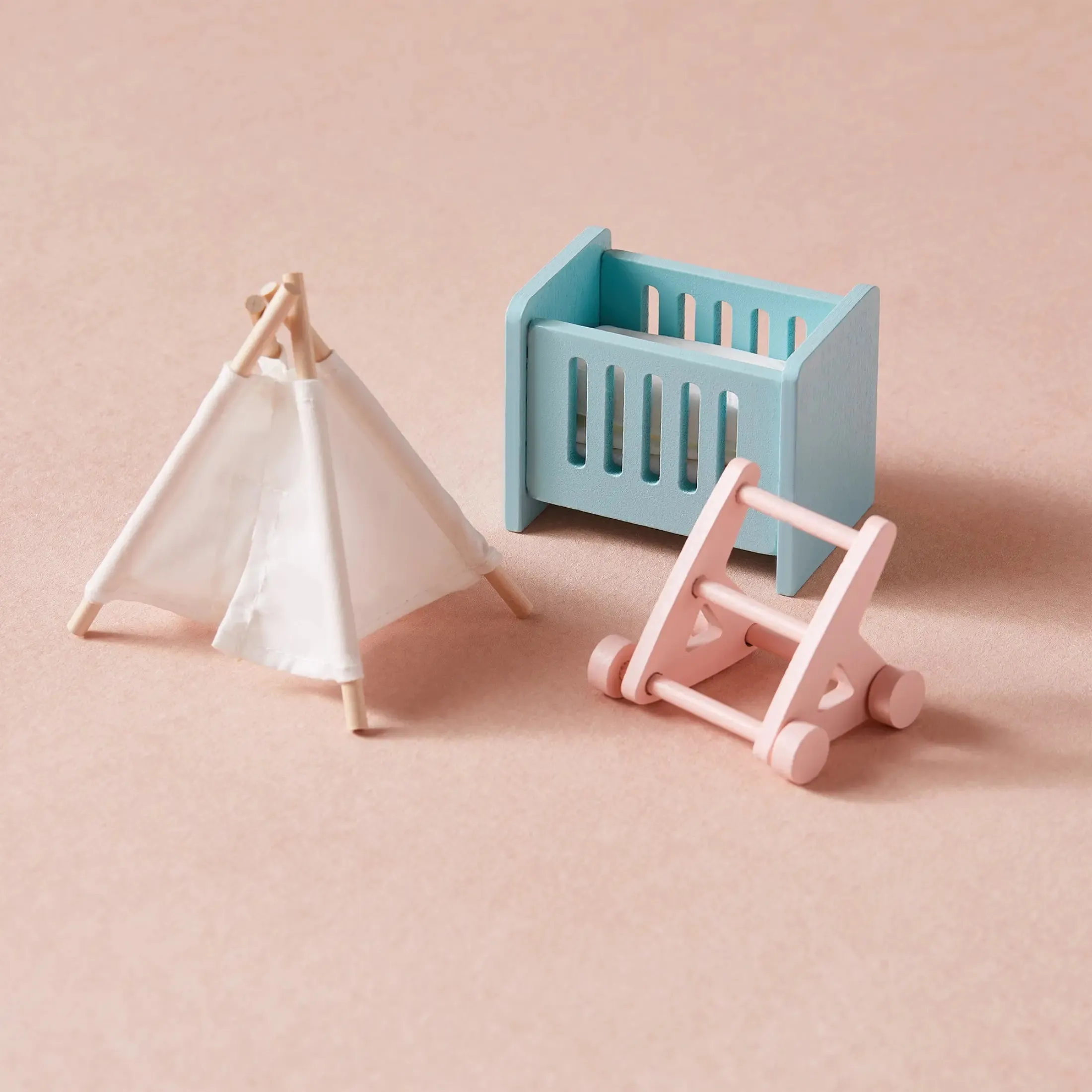 Tiny Land Sweetwood Love Dollhouse without Dolls