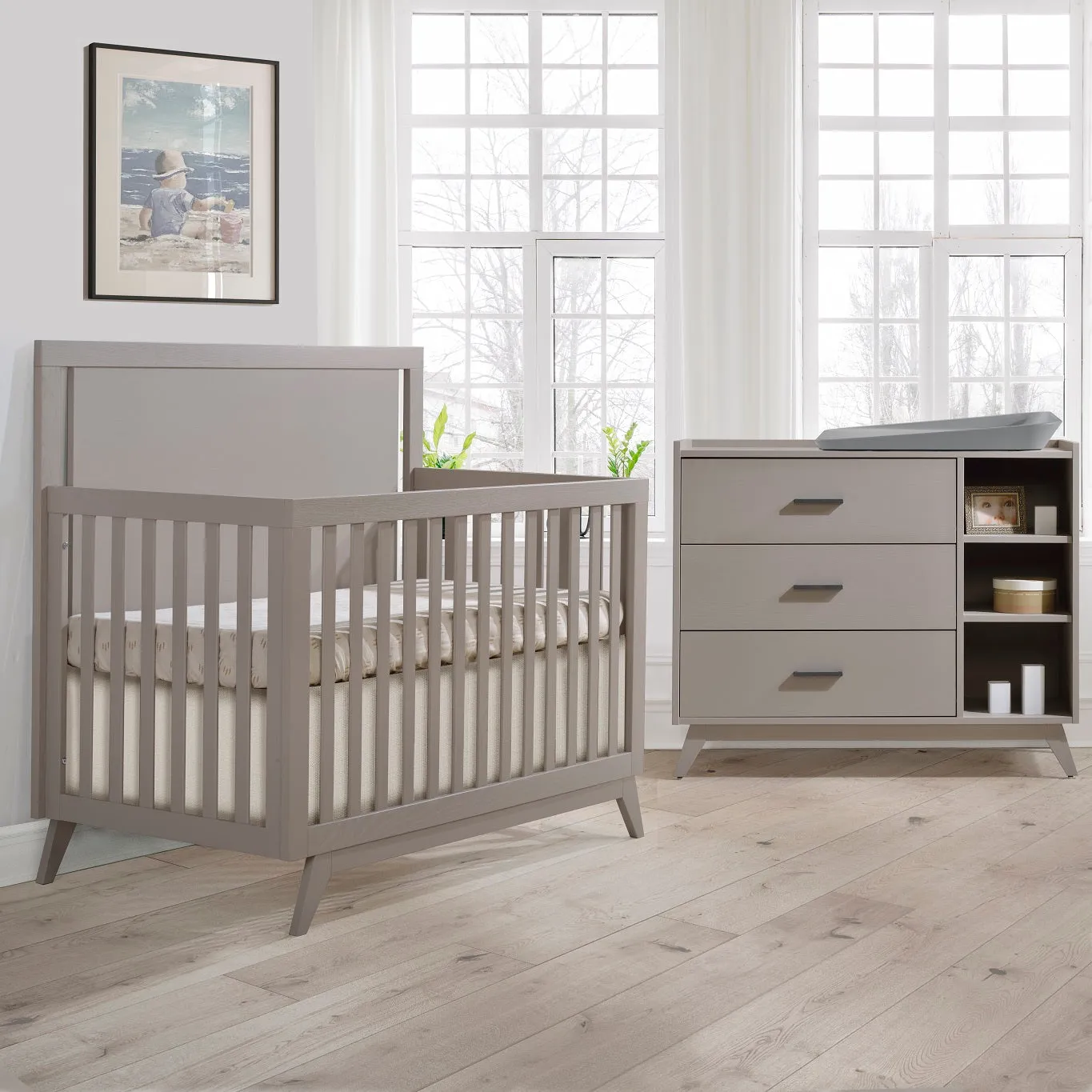 Tulip Sissi Crib-to-Double and Combo Dresser Set