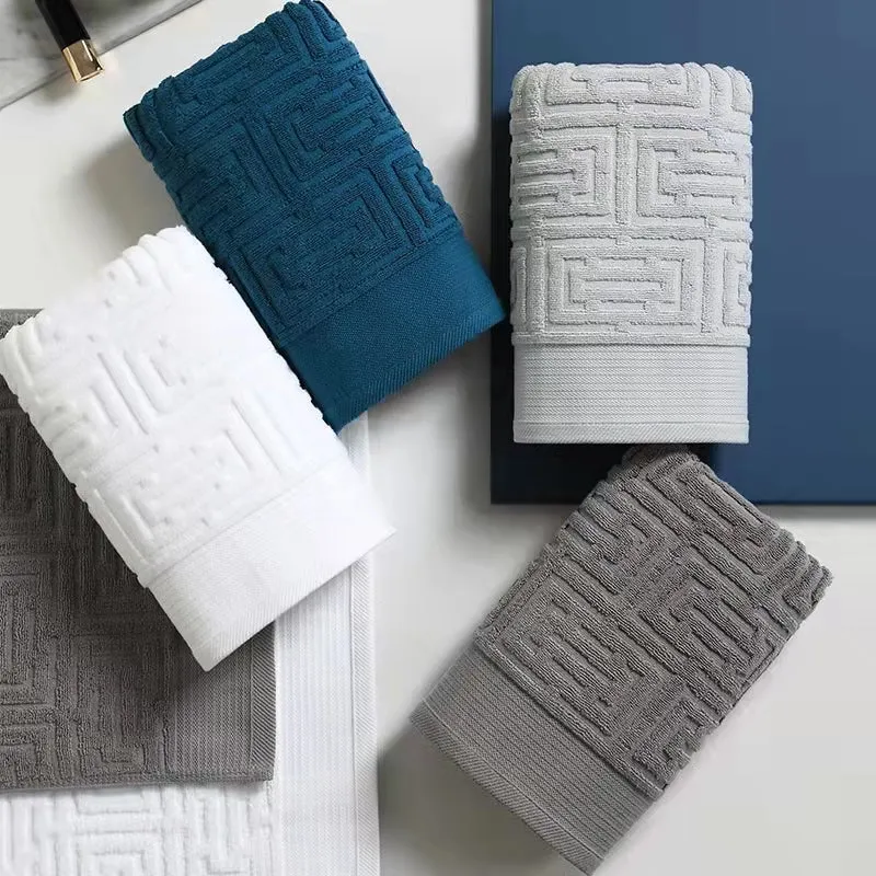 Ultra Soft Cotton Bath Towel, Highly Absorbent, Daily Use Towel, Ideal for Pool/ Home/ Gym/ Spa/ Hotel, 35*70CM