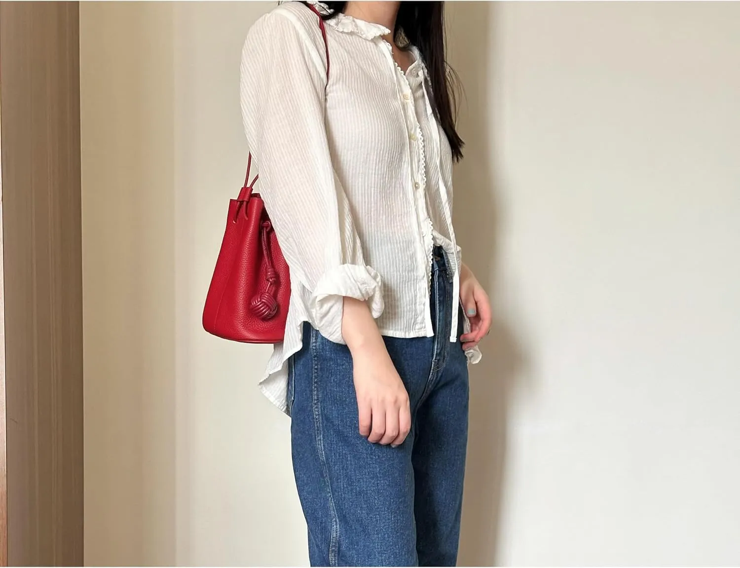 Women' Genuine leather fashionable minimalist bucket bag summer shoulder bag