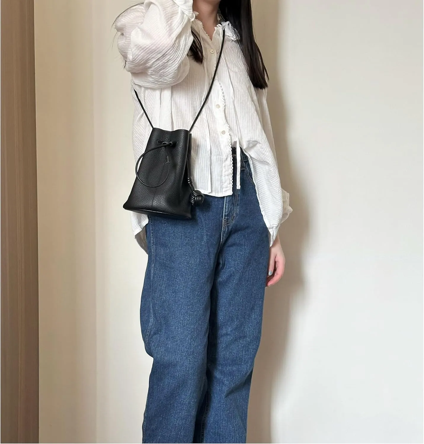 Women' Genuine leather fashionable minimalist bucket bag summer shoulder bag