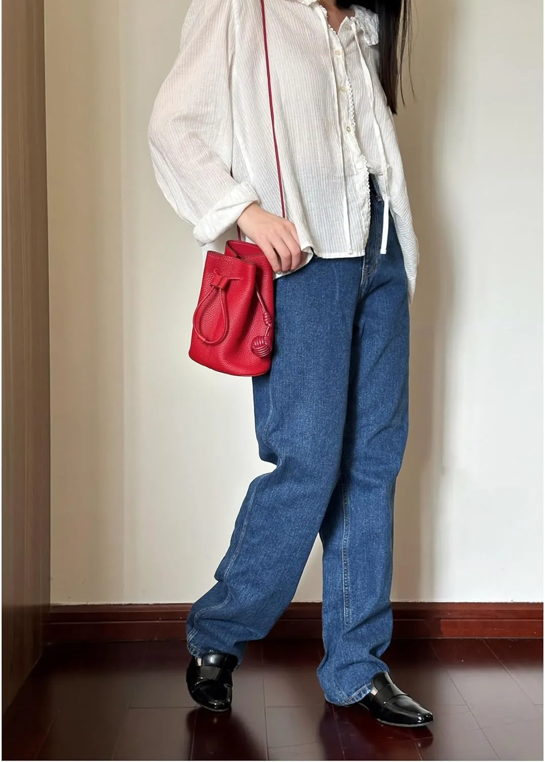 Women' Genuine leather fashionable minimalist bucket bag summer shoulder bag