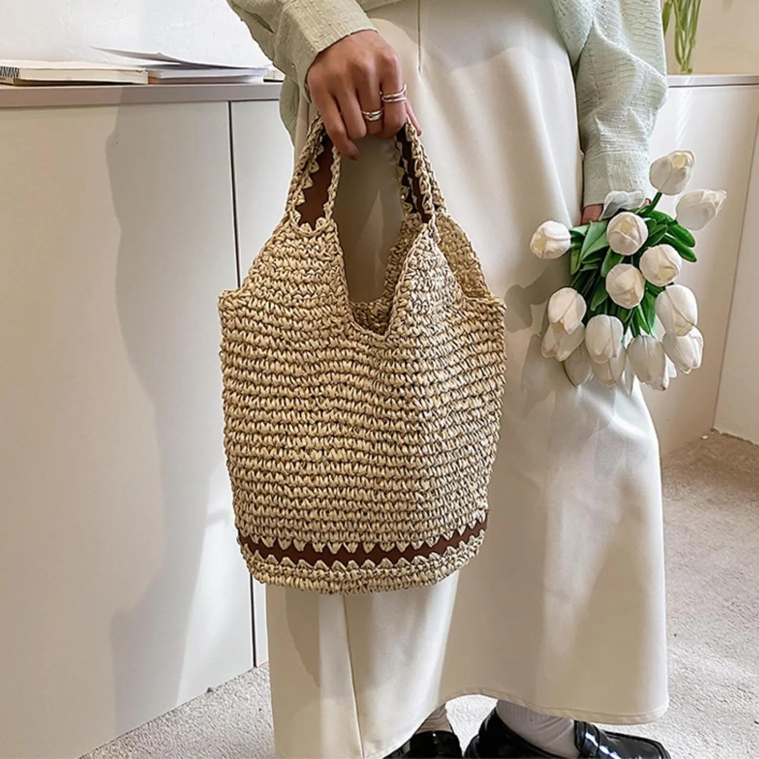 Women's Boho Straw Woven Beach Bag Rattan Bucket Small Tote Bag 2025 Summer Trendy Fashion Raffia Handbags