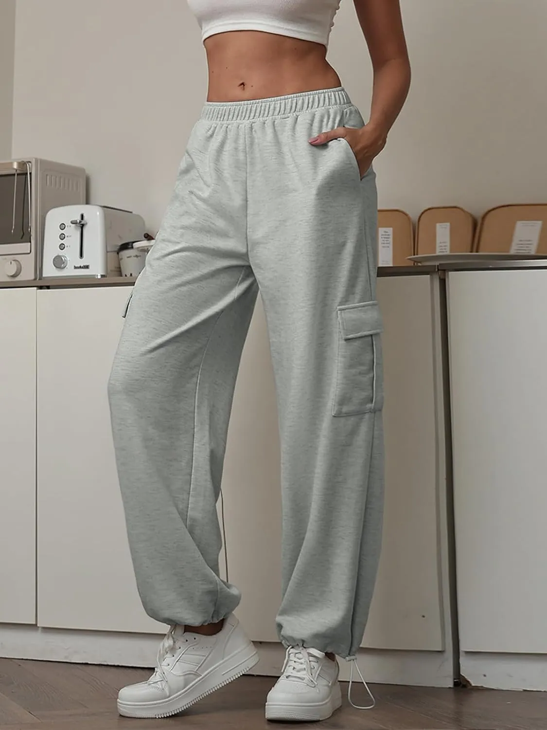 Womens Casual Sweatpants High Waisted Baggy Cargo Pants Athletic Running Joggers Y2K Wide Leg Pant with Pockets