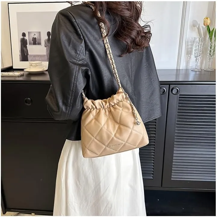 Women's minimalist diamond patterned drawstring one shoulder bucket bag