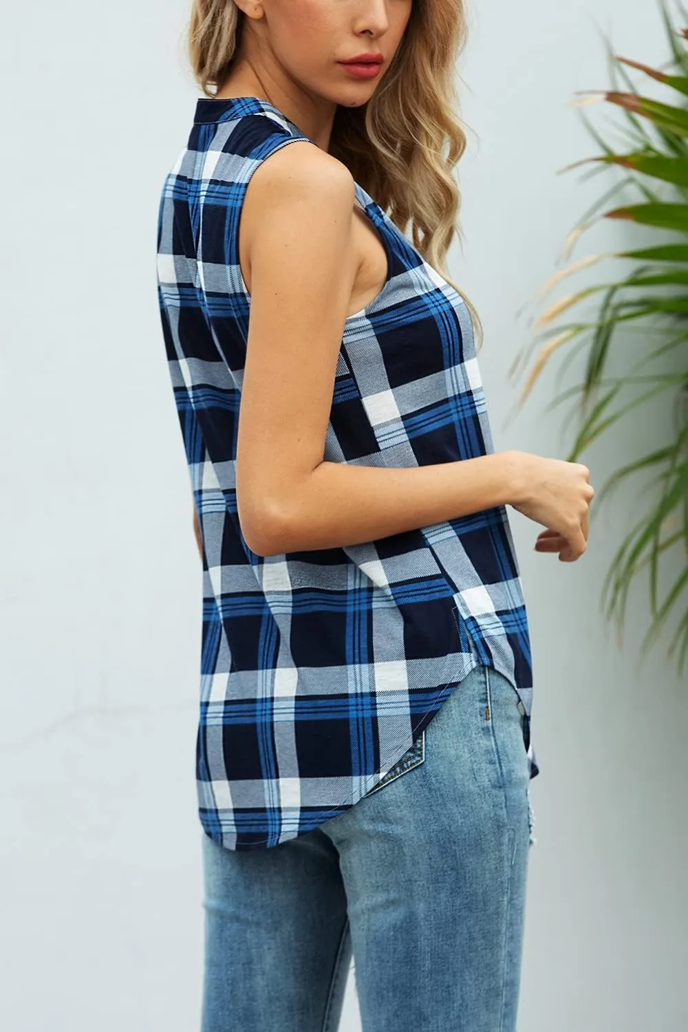 Women's Sleeveless Button Down V Neck Casual Plaid Shirts Tank Tops Blouse